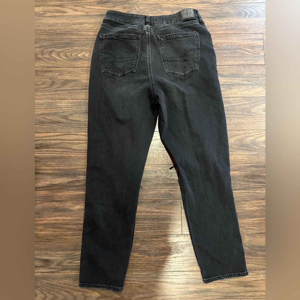 American Eagle Outfitters Black Distressed Knee Jeans - Picture 2 of 2